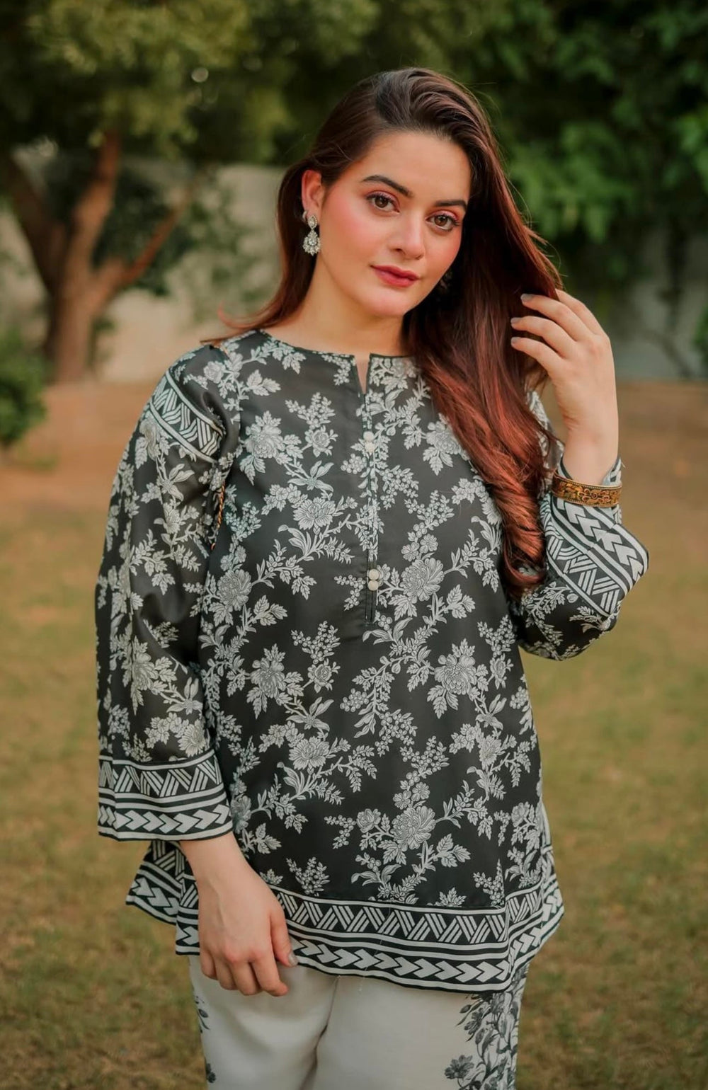 Oriel 2Pc Printed Lawn