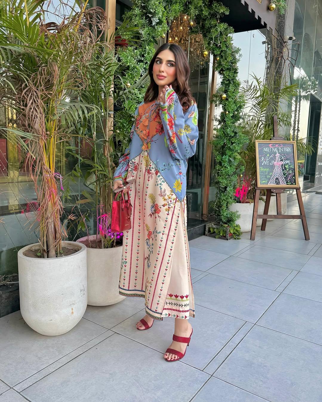 AZMIN DIGITAL LAWN 2PC