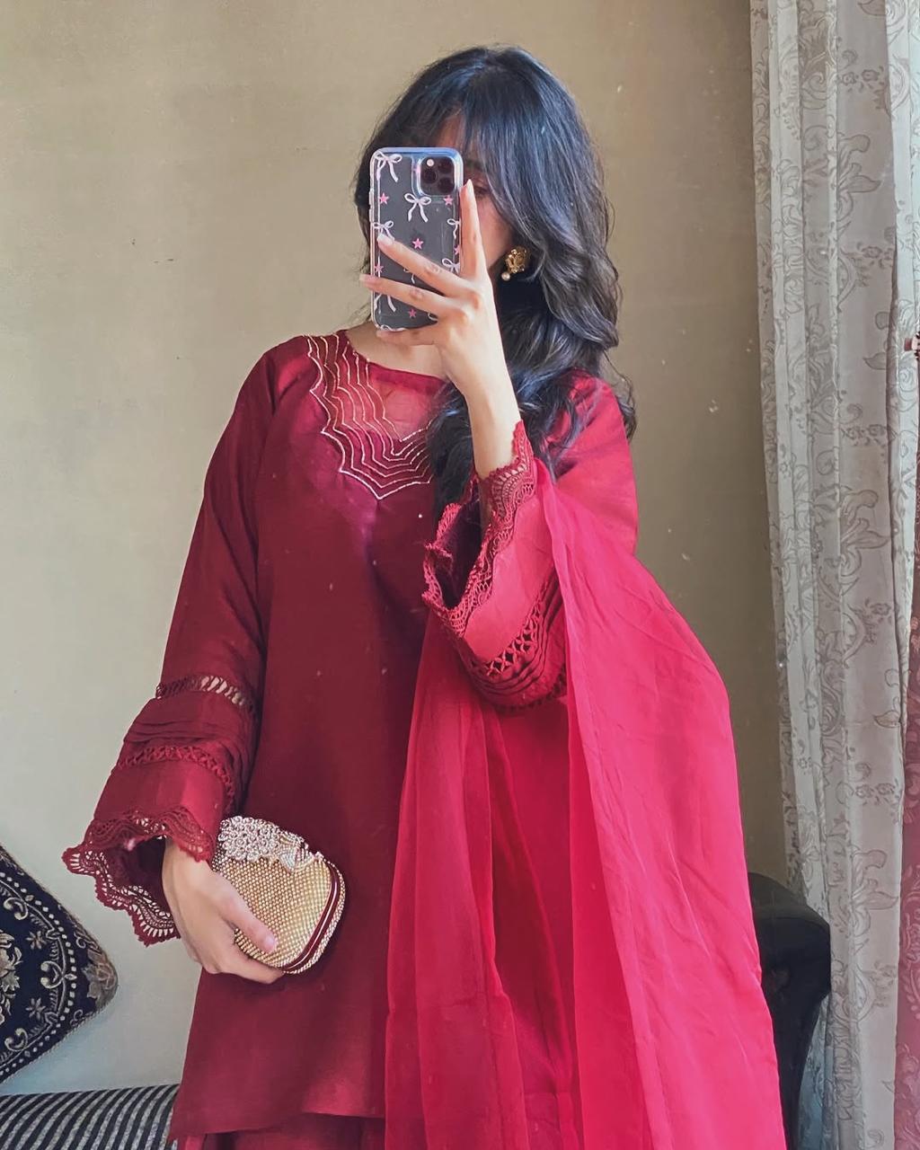 MAHNOOR SILK 3PC WITH FARSHI SHALWAR